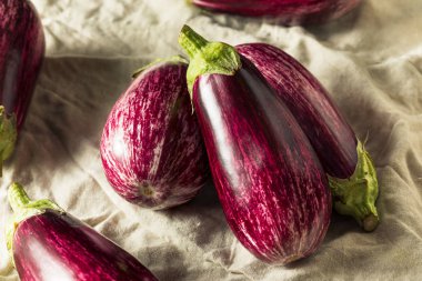 Çiğ Mor Organik Gaffiti Patlıcan