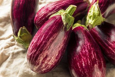 Çiğ Mor Organik Gaffiti Patlıcan