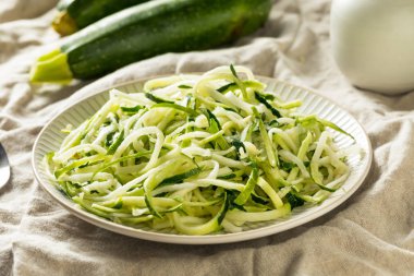 Ham Yeşil Organik Kabak Erişte Zoodles