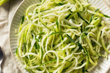 Ham Yeşil Organik Kabak Erişte Zoodles