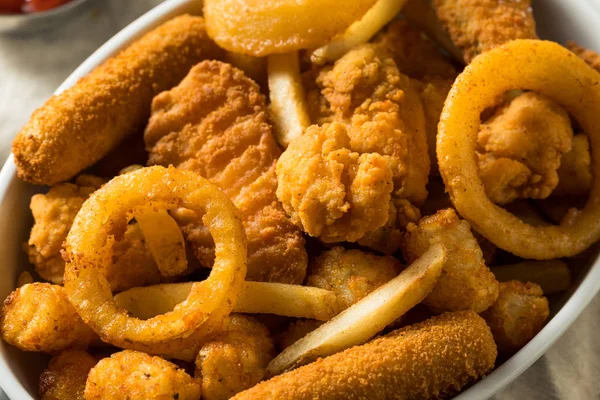 Cesto di Munch fritto profondo fatto in casa — Foto Stock