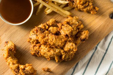 Ev Yapımı Derin Kızarmış Idaho Parmak Biftekler