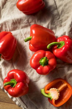 Çiğ Kırmızı Organik Biber