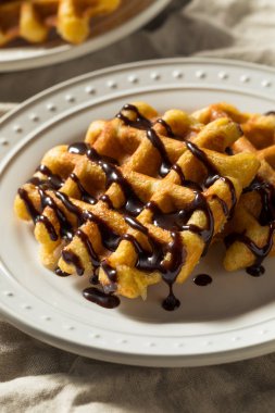 Ev Yapımı Belçika Şeker Waffle