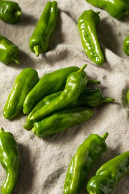 Çiğ Yeşil Organik Melrose Biber