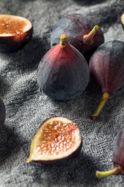 Çiğ Siyah Organik İncir