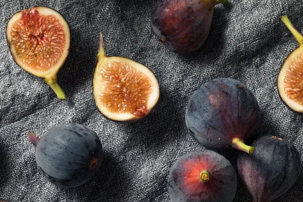 Raw Black Organic Figs — Stock Photo, Image