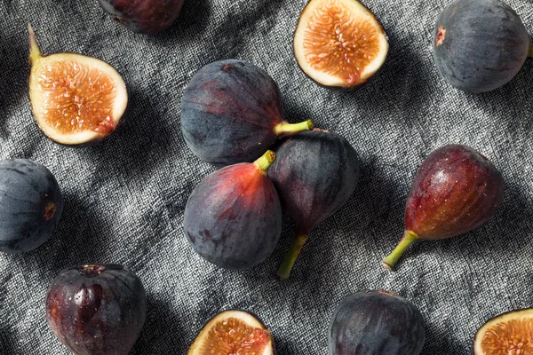 Raw Black Organic Figs — Stock Photo, Image