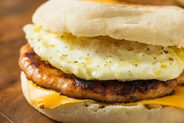 Házi sertés roll Egg Sandwich — Stock Fotó