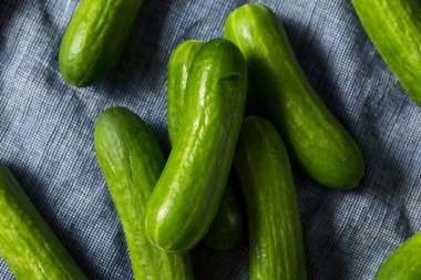 Çiğ Yeşil Organik Mini Kokteyl Salatalık