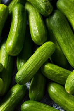 Çiğ Yeşil Organik Mini Kokteyl Salatalık