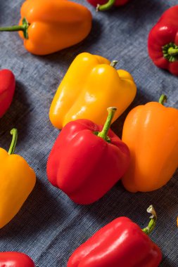 Ham Renkli Mini Biber