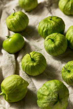 Organik Yeşil Taze Tomatillos