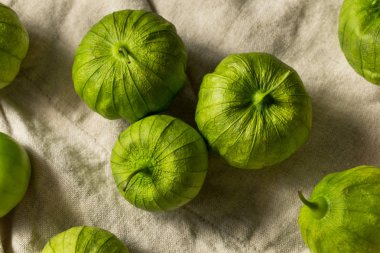 Organik Yeşil Taze Tomatillos