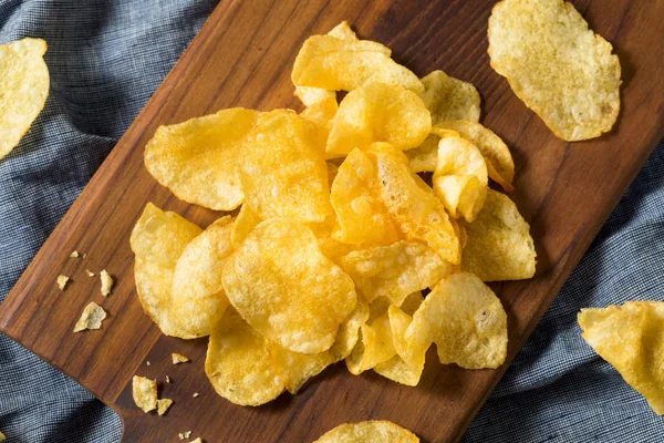 Crispy Thin Potato Chips — Stock Photo, Image