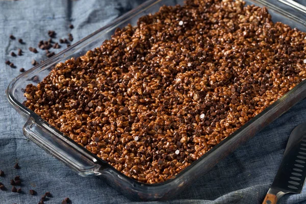 Chocolate casero arroz crujientes golosinas — Foto de Stock