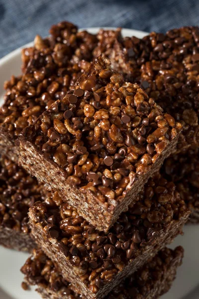 Chocolate casero arroz crujientes golosinas — Foto de Stock