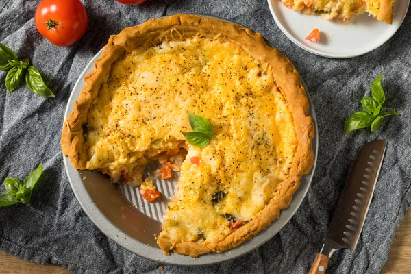 Homemade Cheesy Tomato Pie