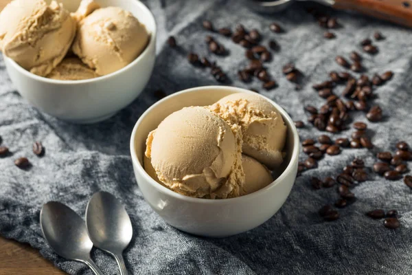 Домашнє кавове морозиво — стокове фото