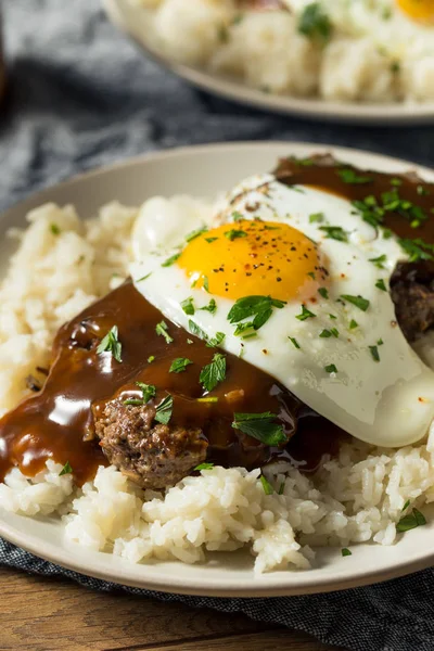 Zelfgemaakte Hawaïaanse Loco Moco — Stockfoto