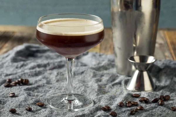 Alcoólico caseiro Espresso Martini — Fotografia de Stock