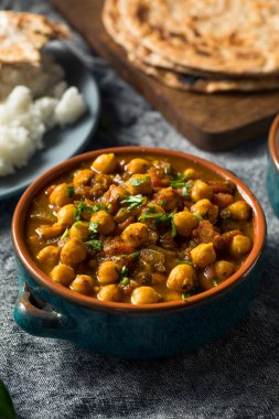 Ev yapımı Hint Nohutu Chana Masala