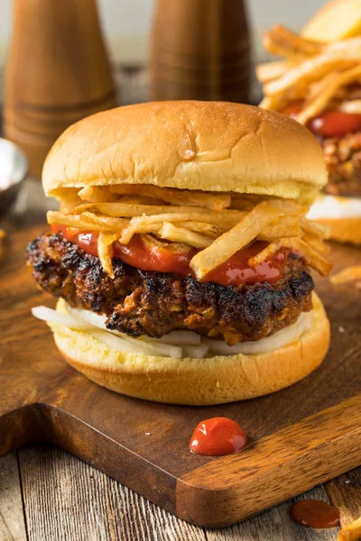 Hjemmelagde cubanske Fritas Hamburger – stockfoto