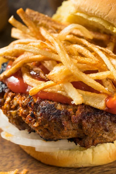 Hamburger Fritas cubain fait maison — Photo