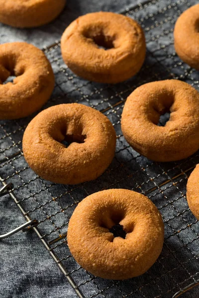 Rosquillas caseras de pastel dulce — Foto de Stock