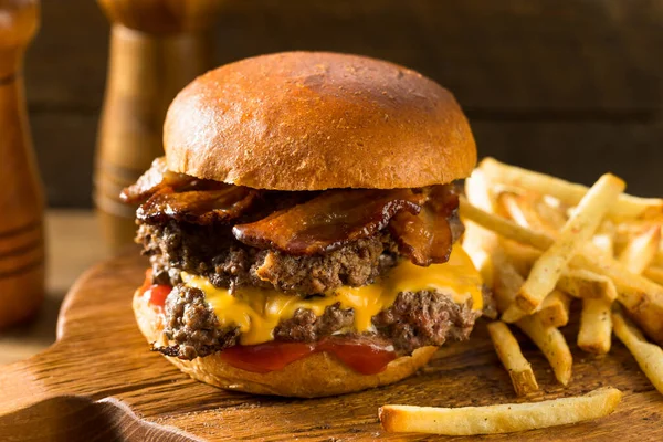 Bacon Casero Rústico Smashburger Con Queso Tocino —  Fotos de Stock
