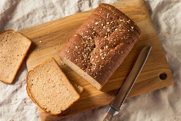 Yapımı Buğday Dilimlenmiş Ekmek Yemeye Hazır — Stok fotoğraf