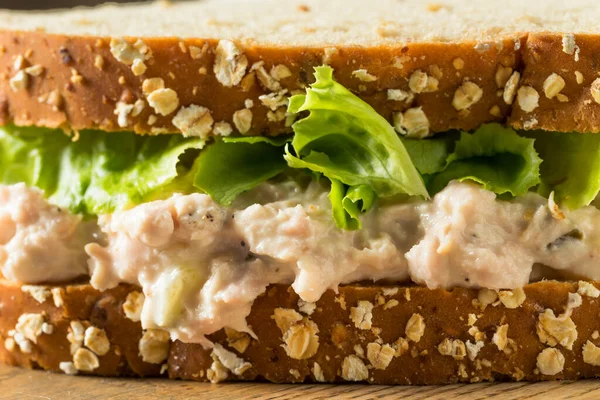 Homemade Fresh Tuna Salad Sandwich Lettuce — 스톡 사진