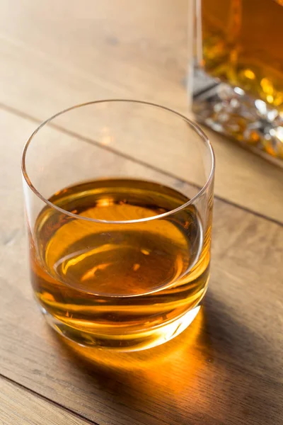 Alcoholic Whiskey Neat Vaso Rocas —  Fotos de Stock
