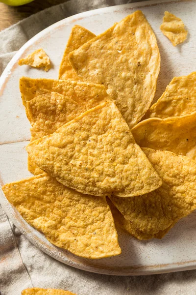 Tortillas Caseras Chips Con Salsa Guacamole Con Lima — Foto de Stock