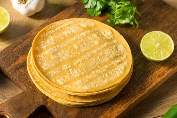Frische Hausgemachte Mais Tortillas Zum Kochen Bereit — Stockfoto