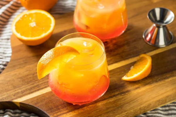Alkohol Orzeźwiający Tequila Sunrise Cocktail Grenadyną — Zdjęcie stockowe