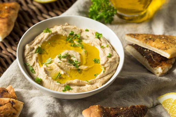 Hausgemachter Bio Kichererbsen Hummus Mit Pita Und Olivenöl — Stockfoto