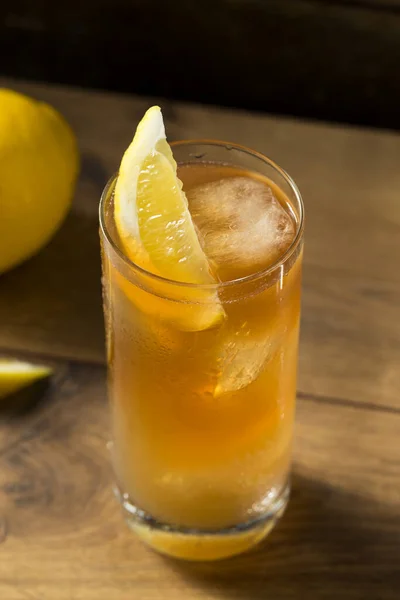 Boozy Long Island Ice Tea Cocktail Med Citron — Stockfoto