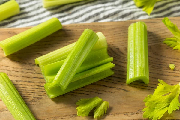 Palitos Apio Corte Verde Orgánico Listos Para Comer — Foto de Stock