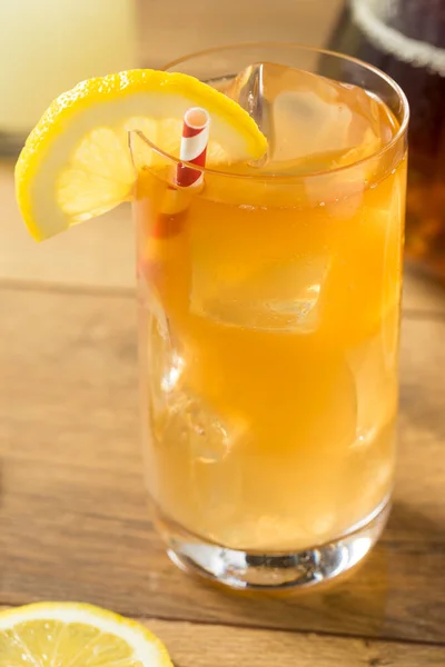 Refreshing Cold Lemonade and Iced Tea with a Lemon