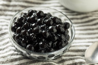 Çiğ Organik Tapyoka İnci Toplar Kasede