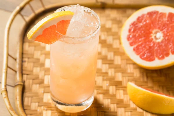 Δροσιστικό Ποτό Tequila Grapefruit Paloma Αλατισμένο Rim — Φωτογραφία Αρχείου
