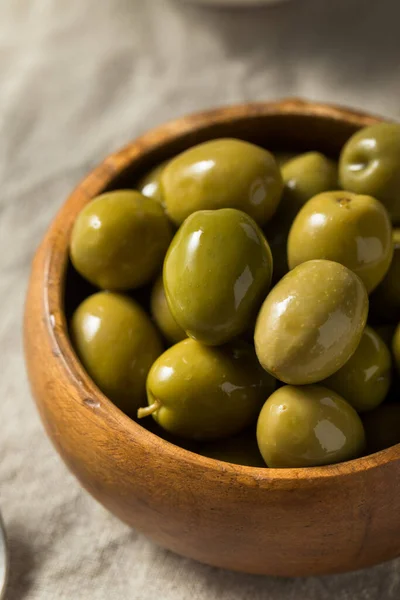 Raw Green Organic Olives Bowl — Stock Photo, Image