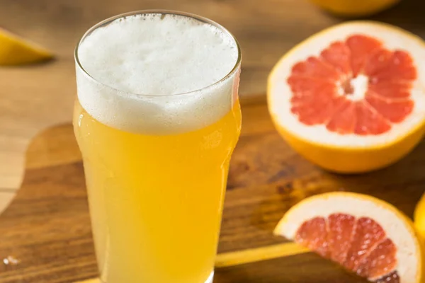 Verfrissende Drank Grapefruit Radler Handig Een Pint — Stockfoto
