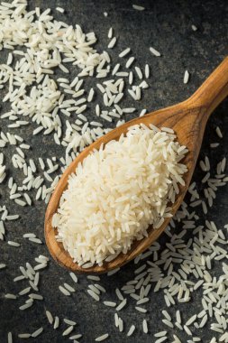 Beyaz Uzun Taneli Yasemin Pilavı Kaşıkta