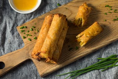 Ev yapımı Çin Sebzeli Yumurta Yuvarlakları Soslu