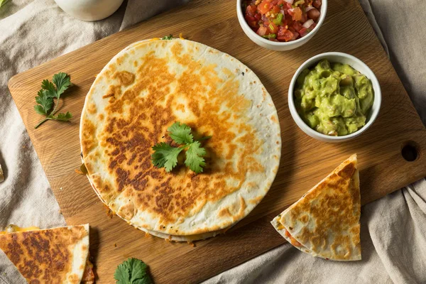 Quesadilla Vegetariano Caseiro Com Feijão Queijo Pico — Fotografia de Stock