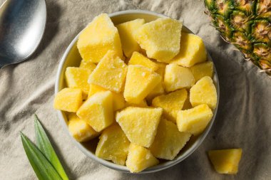 Sarı Organik Donmuş Ananas Dilimleri