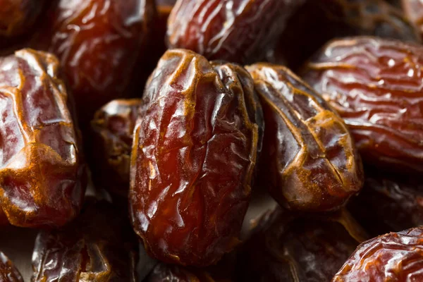 Dates Rouges Sèches Biologiques Dans Bol — Photo