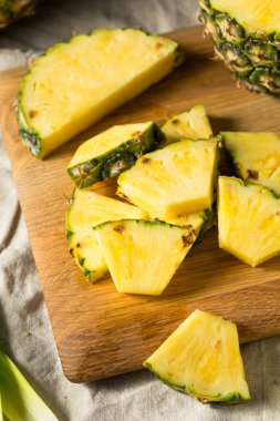 Çiğ Sarı Organik Piyango Dilimleri Yemeye Hazır